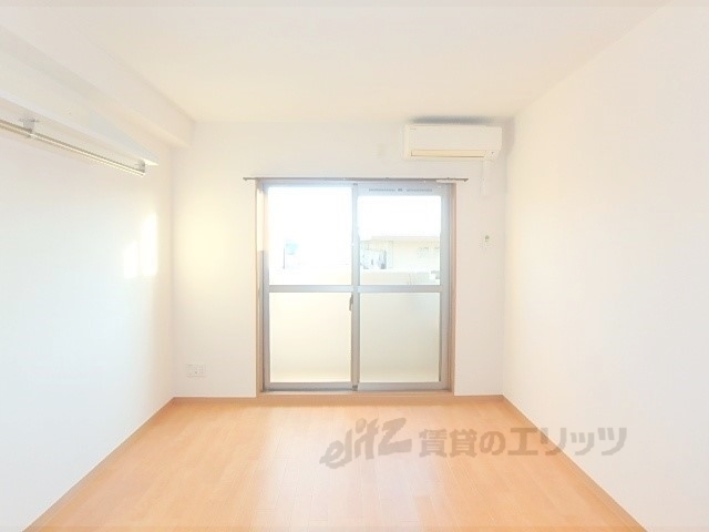 居室・リビング　居室