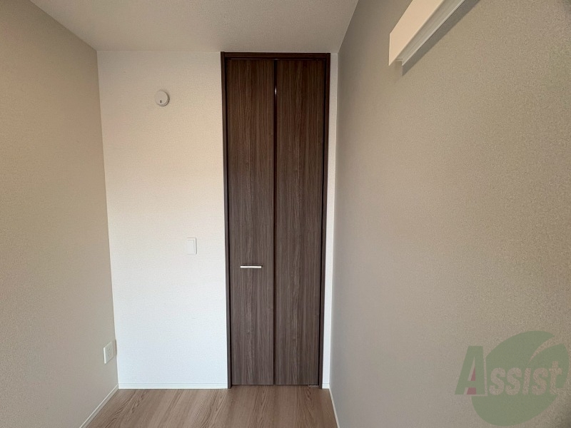 収納　ウォークインクローゼットです。お荷物や洋服はこちらにどうぞ。