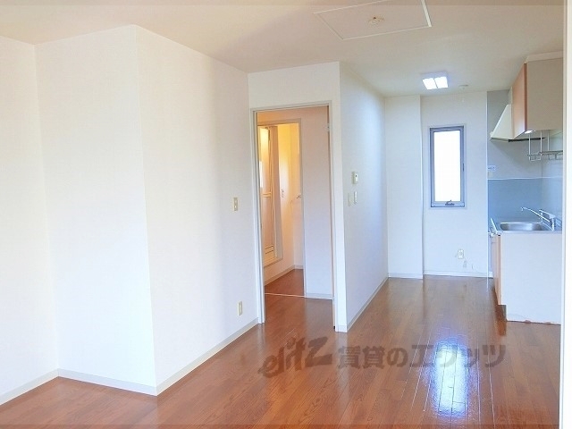 居室・リビング　リビング