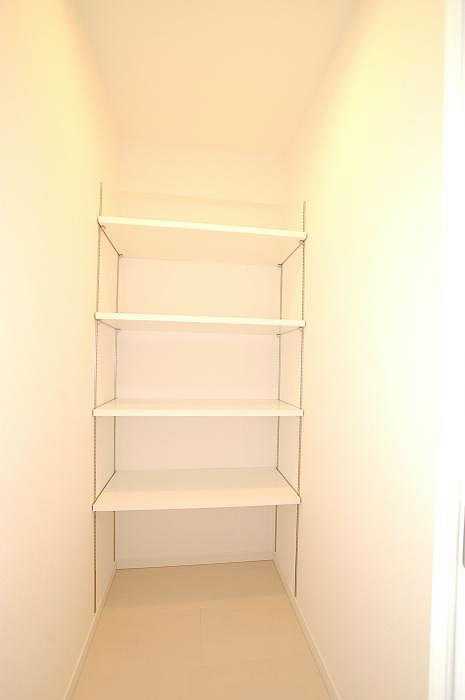 収納　シューズインクローク