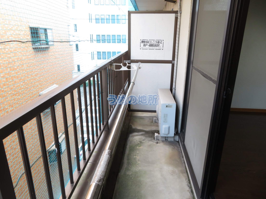 バルコニー　バルコニー