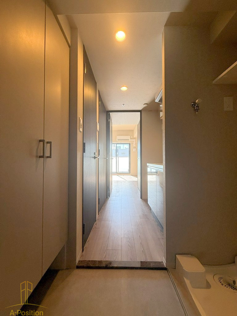 玄関　リヴェント難波ウエスト