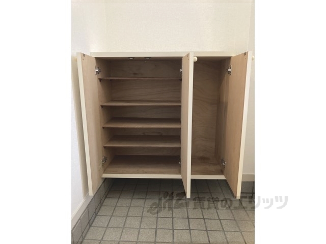 収納　下駄箱