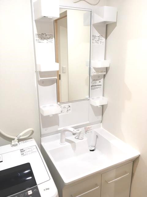 洗面設備　家具家電は付いておりません。