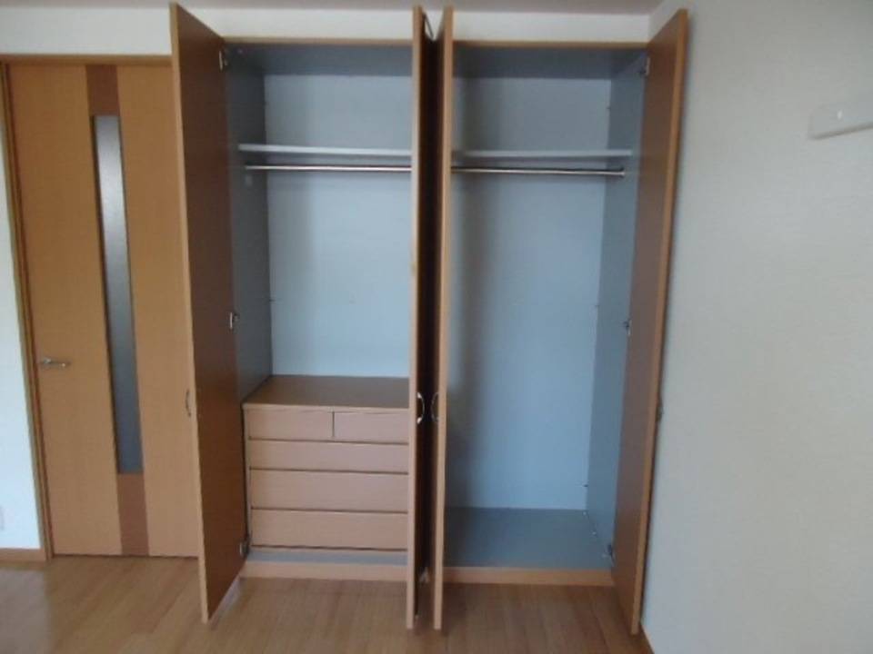 収納　クローゼット