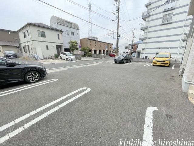 駐車場　写真は参考写真です。現況を優先してください。