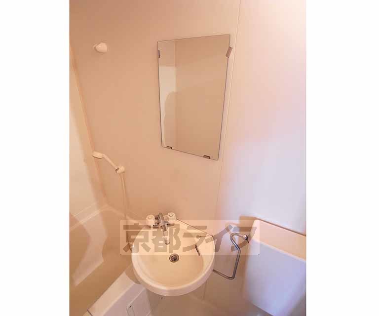 洗面設備　洗面台です。