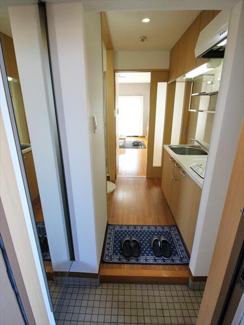 玄関　松山市清水町　れぐるす清水　玄関