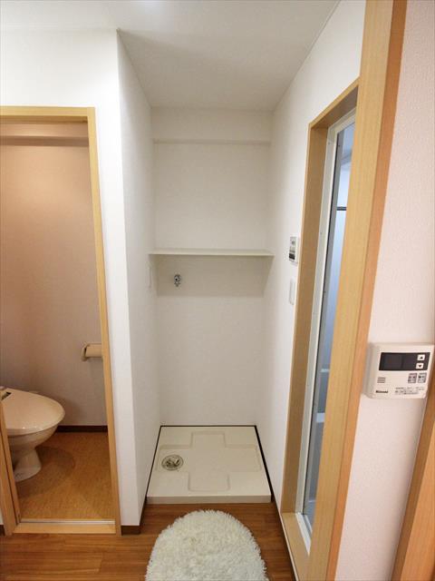 その他設備　松山市清水町　れぐるす清水　室内洗濯機置場