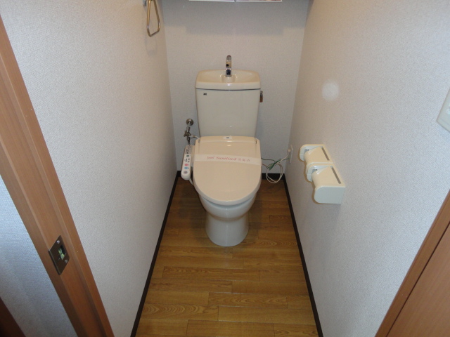 トイレ　シャワー付トイレ