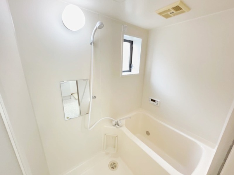 バス・シャワールーム　図面と現状に相違がある場合には現状を優先