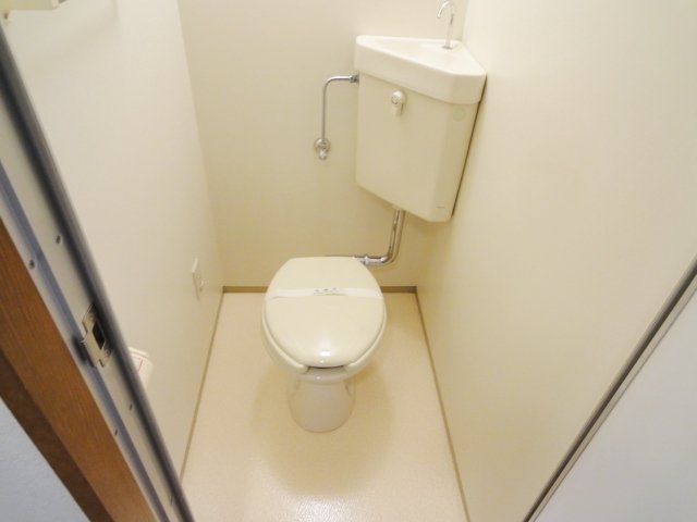 トイレ　同物件別号室