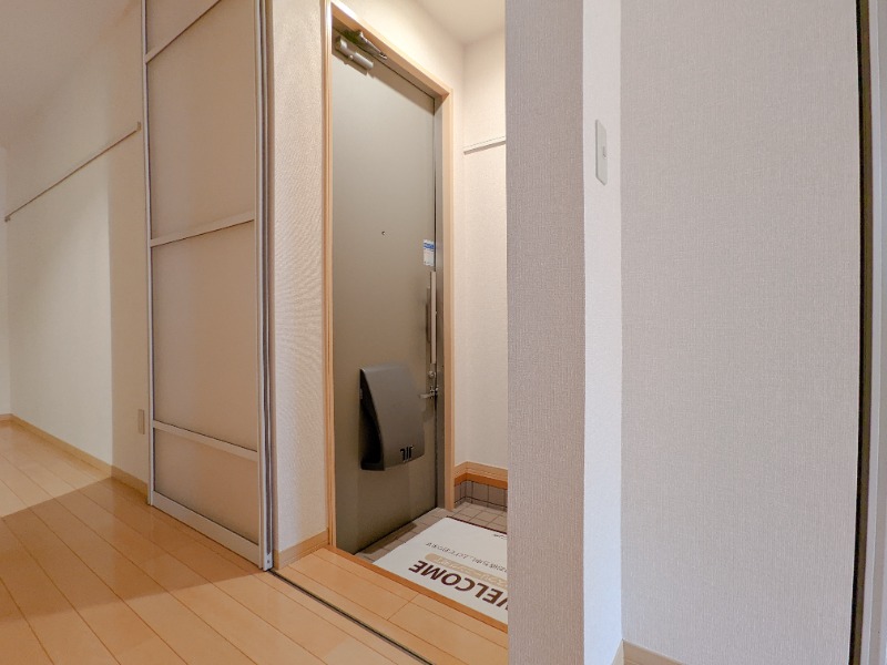 玄関　図面と現状に相違がある場合には現状を優先