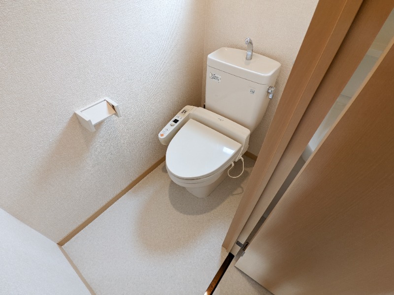 トイレ　図面と現状に相違がある場合には現状を優先