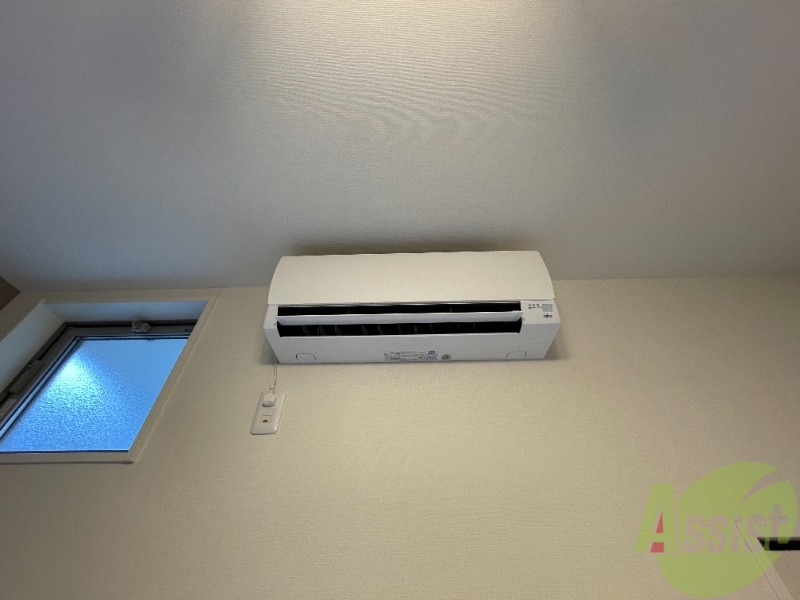 その他設備　洗濯パンが設置されており洗濯機も問題なく設置出来そうですね。