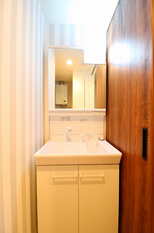 洗面設備　シャンプードレッサー完備☆