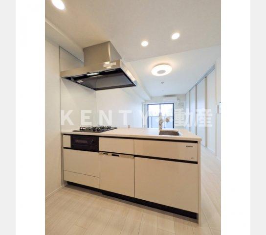 キッチン　コンパクトなキッチンで掃除もラクラク