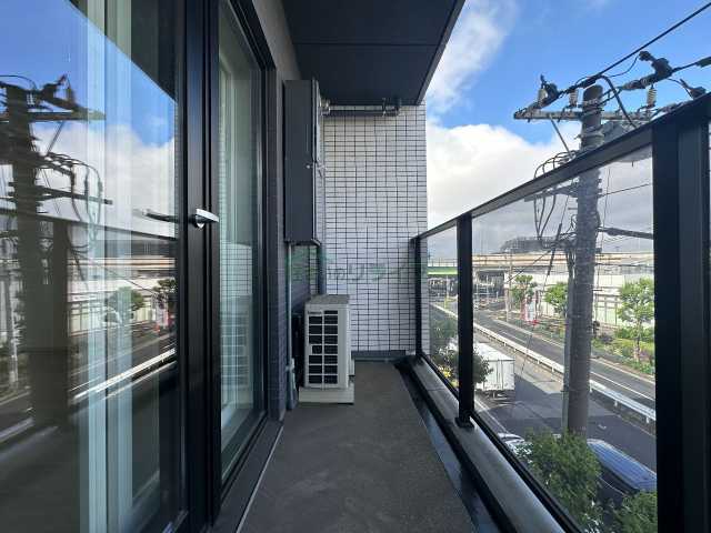 バルコニー　別部屋の参考写真で御座います。