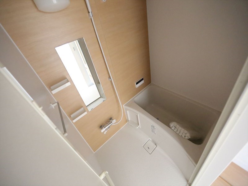 バス・シャワールーム　浴室暖房乾燥機付　追い焚き・オートバス機能付お風呂