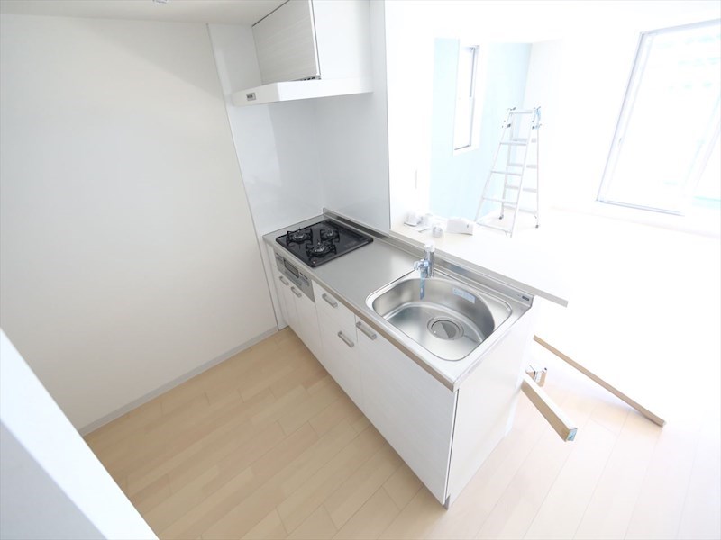 キッチン　カウンターキッチン（ガス3口コンログリル付）