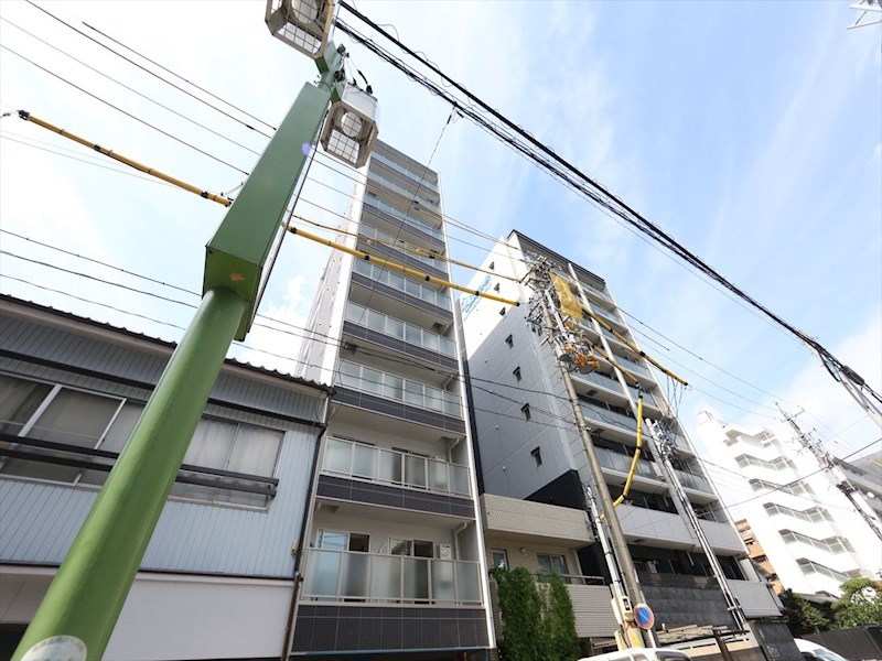 建物外観　外観　オートロック　宅配ＢＯＸ　防犯カメラ付