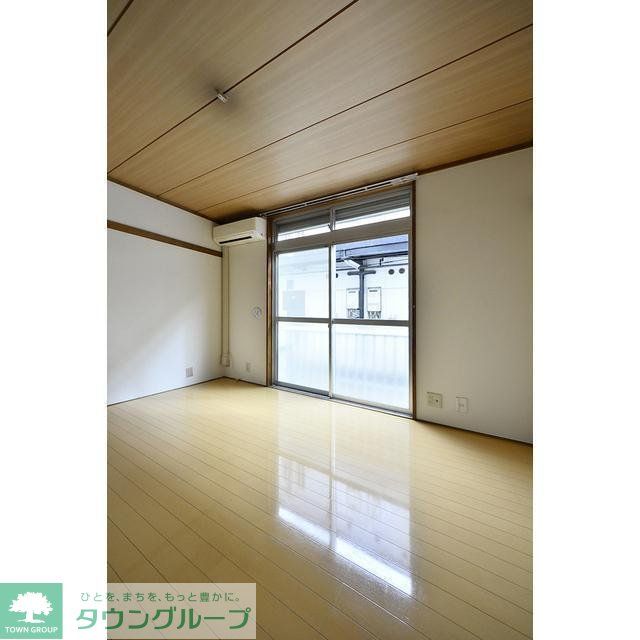 居室・リビング　居室