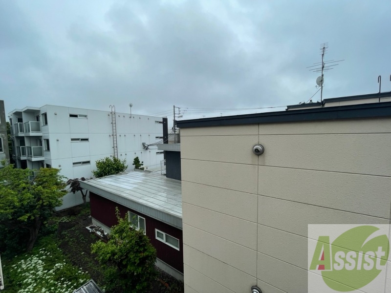 眺望　街中ですので建物はありますが風通しバッチリですよ！