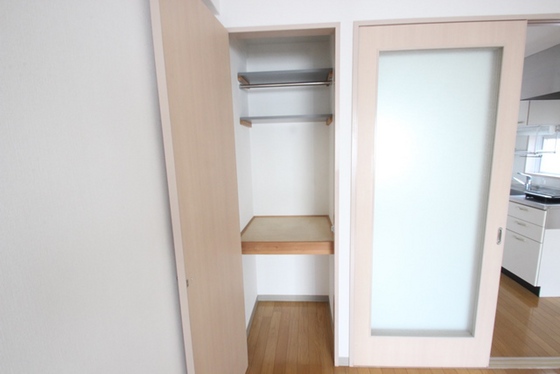 収納　※別号室の写真です