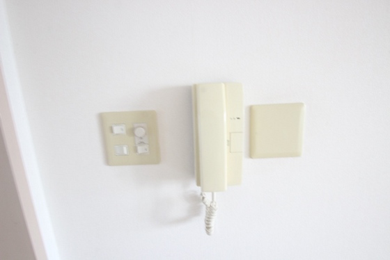 セキュリティ　※別号室の写真です