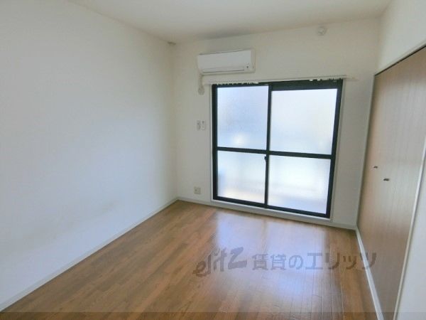 居室・リビング　洋室