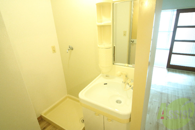 洗面設備　洗面所独立しています。