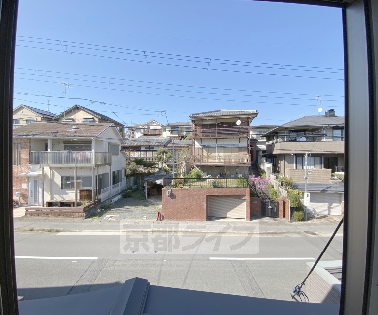 眺望　６帖洋室からの景色です。