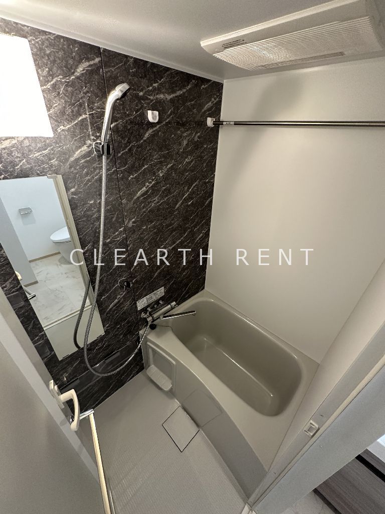 バス・シャワールーム　同タイプ別住戸写真となります。現況と異なる場合がございます。