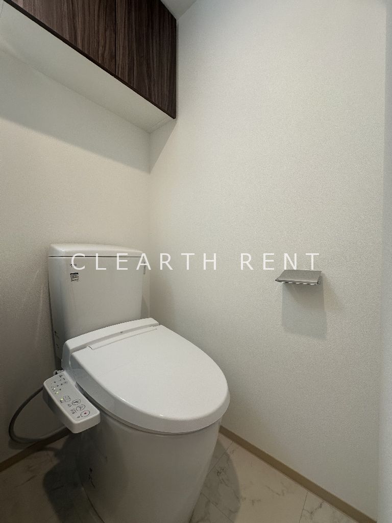 トイレ　同タイプ別住戸写真となります。現況と異なる場合がございます。