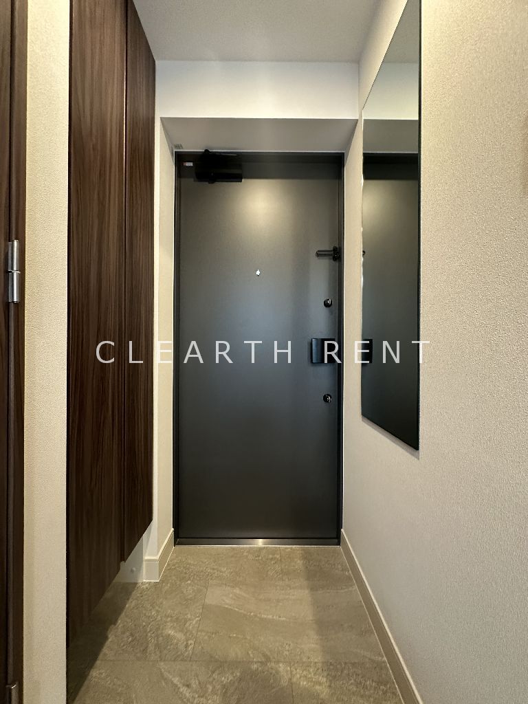 玄関　同タイプ別住戸写真となります。現況と異なる場合がございます。