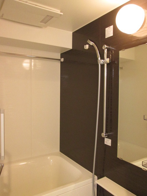 バス・シャワールーム　044-299-8985までお気軽にお電話下さい♪