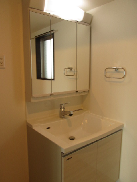 洗面設備　044-299-8985までお気軽にお電話下さい♪