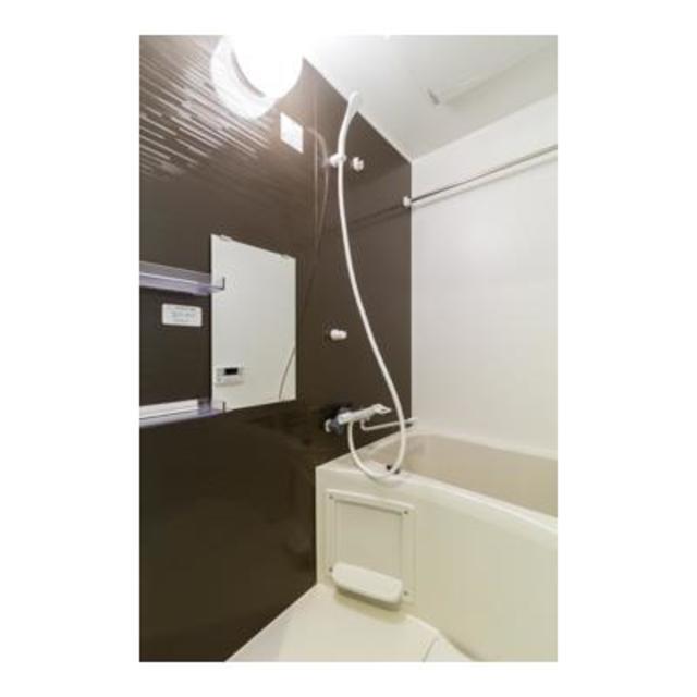 バス・シャワールーム　※写真は同タイプ住戸です。