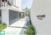 エントランス　駐車場