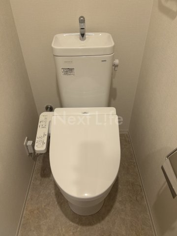 トイレ　二番館