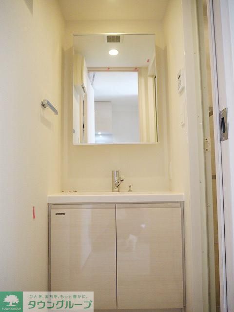 洗面設備　収納