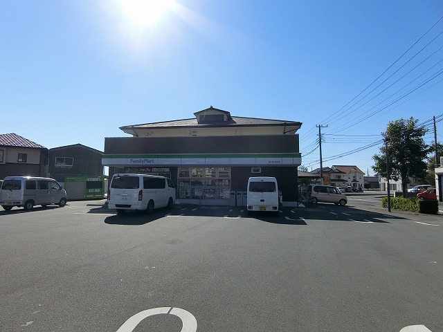 コンビニ　ファミリーマート富士増川新町店（コンビニ）まで145m
