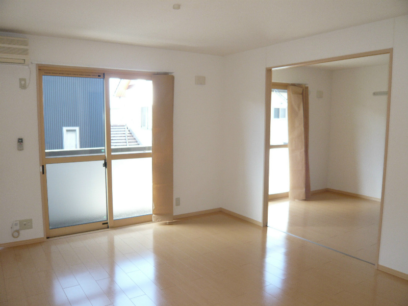 居室・リビング　写真は201号室