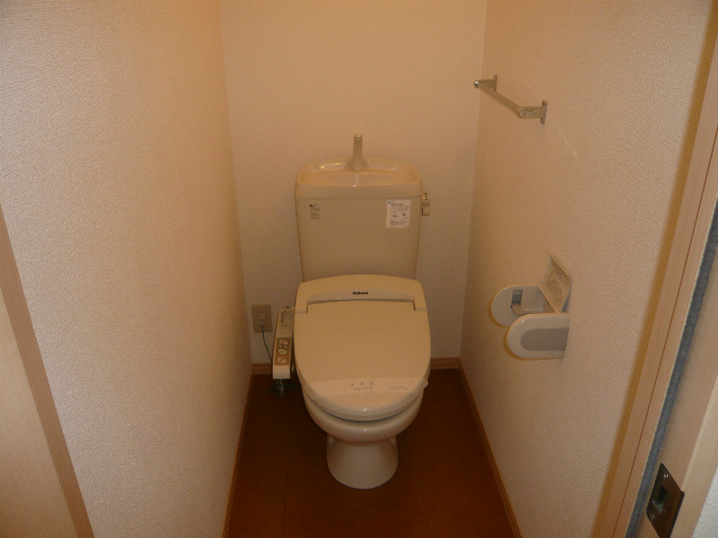 トイレ　写真は201号室