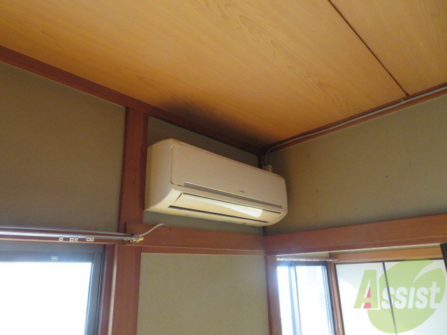 その他設備　エアコンが付いていますので寒暖対策もばっちり。