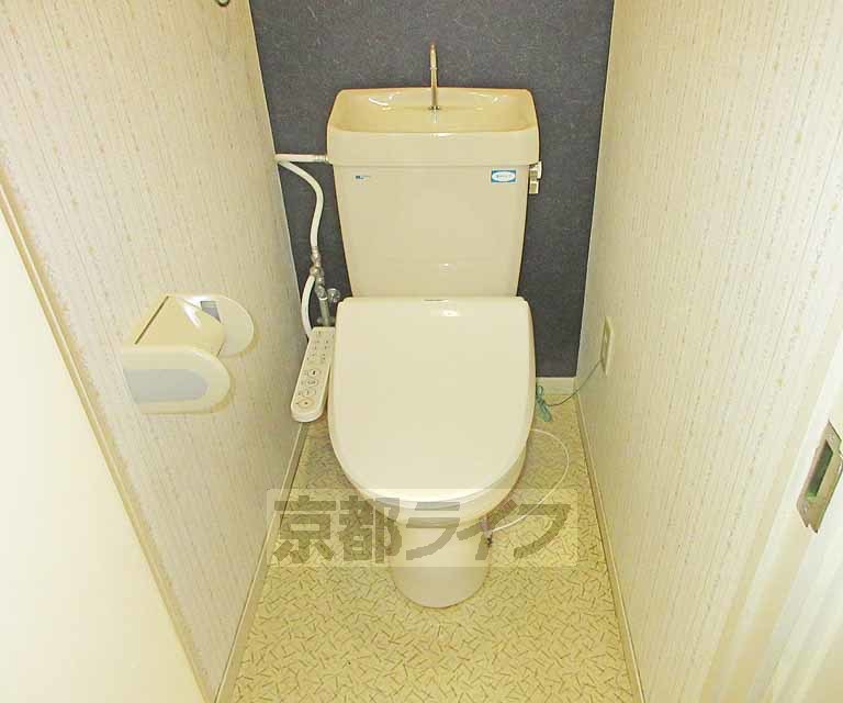 トイレ　ウォシュレットの付いたトイレです！