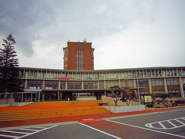 役所　佐久市役所（役所）まで892m