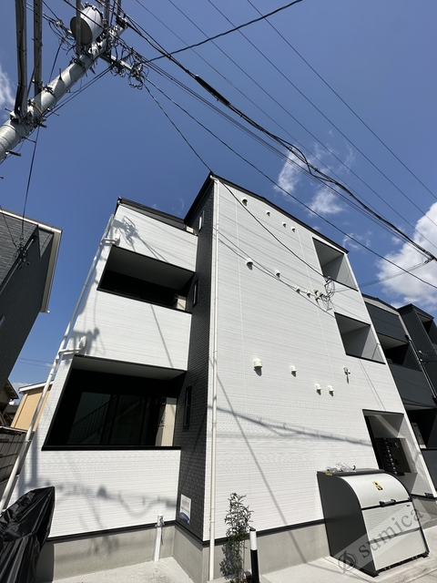 建物外観　スタイリッシュな建物です＾＾