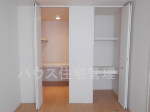 収納　クローゼット