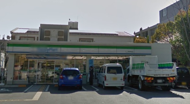 コンビニ　ファミリーマート 狭山市役所前店（コンビニ）まで582m